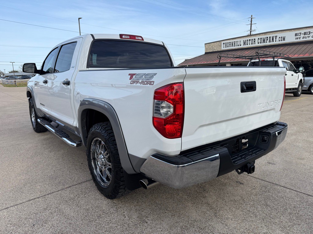 2015 Toyota Tundra Image 5