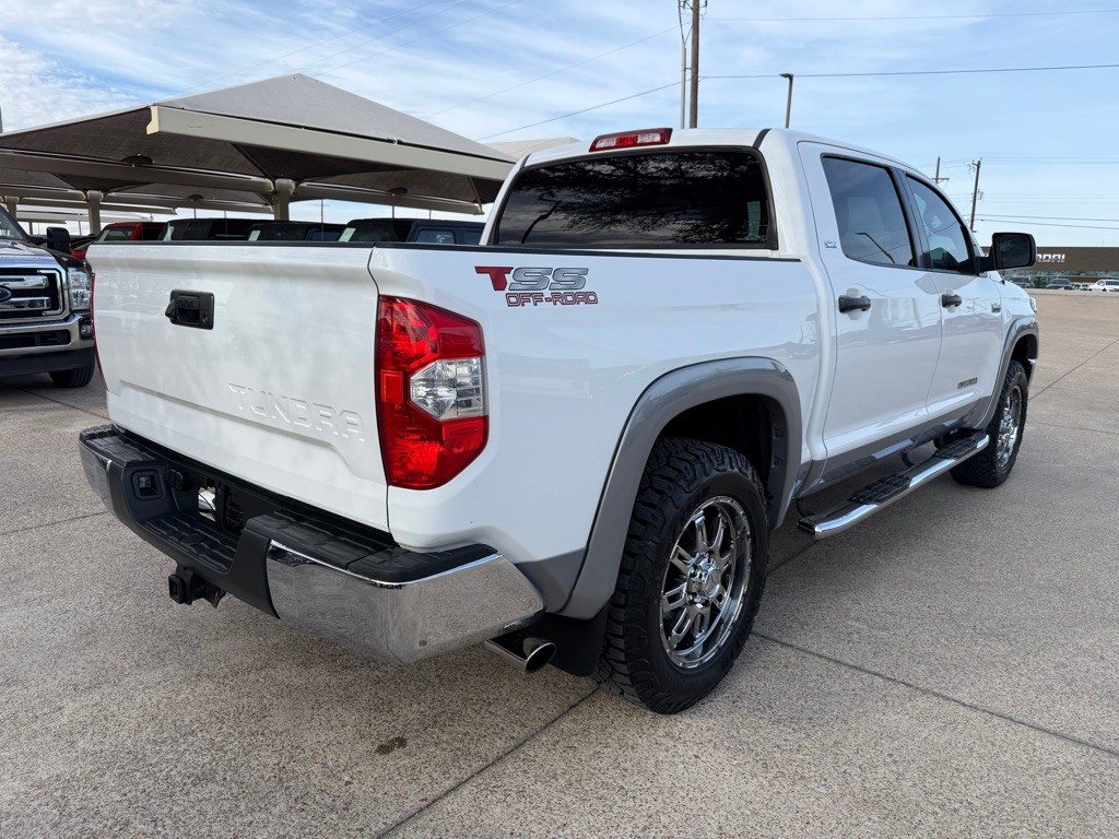 2015 Toyota Tundra Image 7