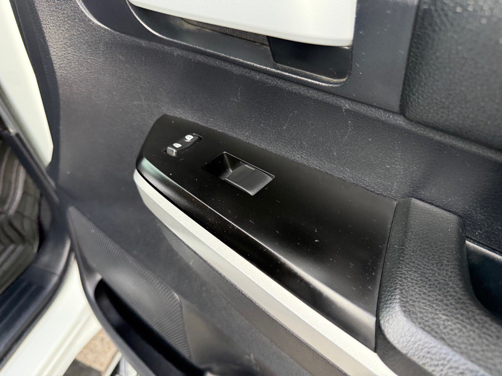 2015 Toyota Tundra Image 27