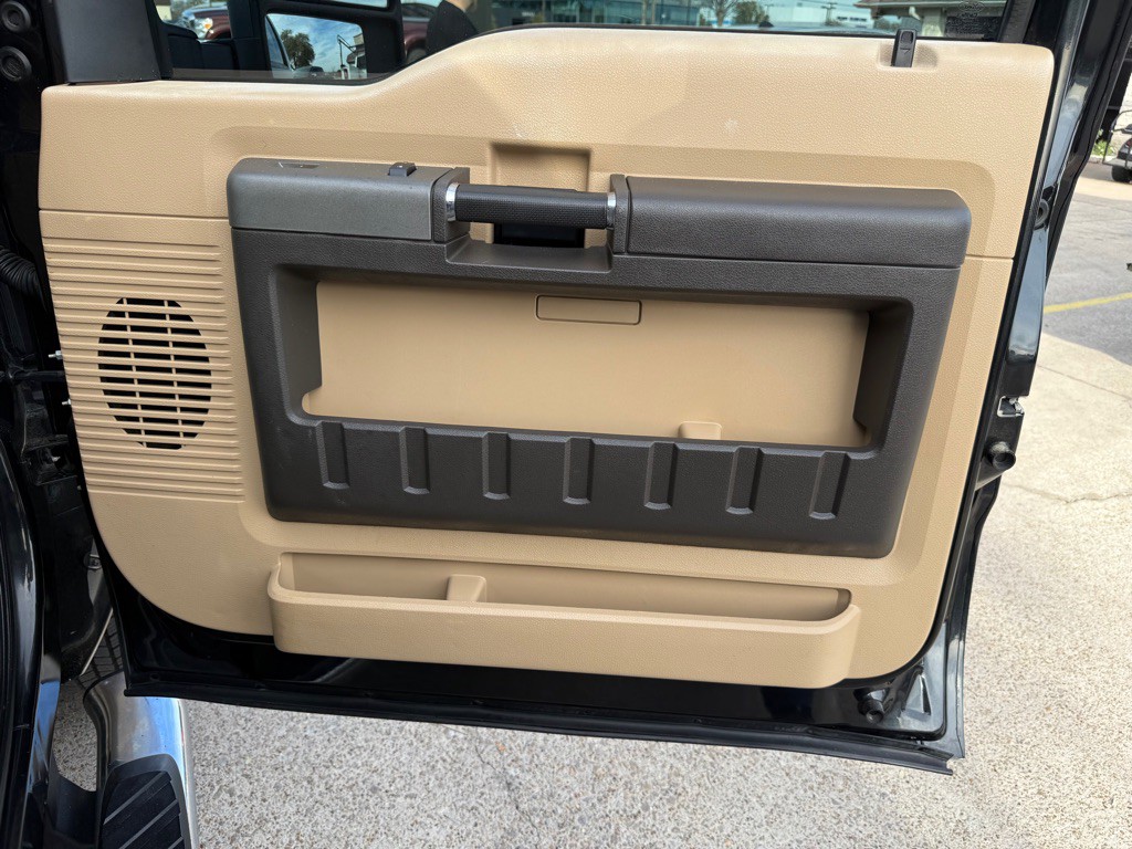 2012 Ford F-350 Image 27