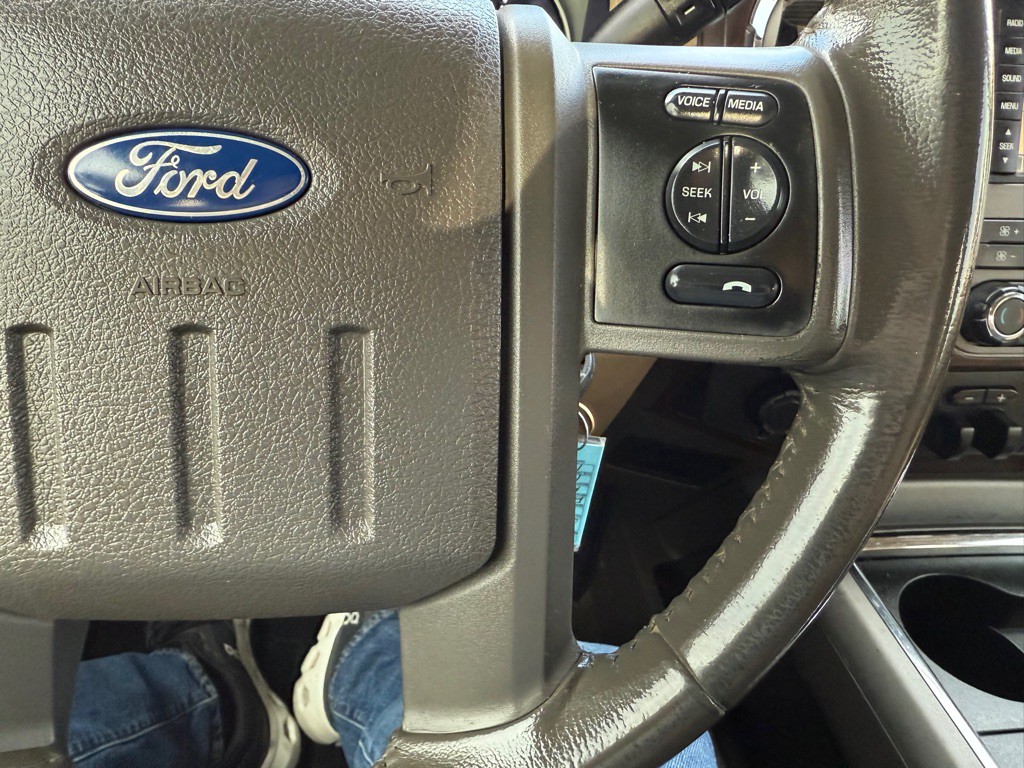 2012 Ford F-350 Image 31