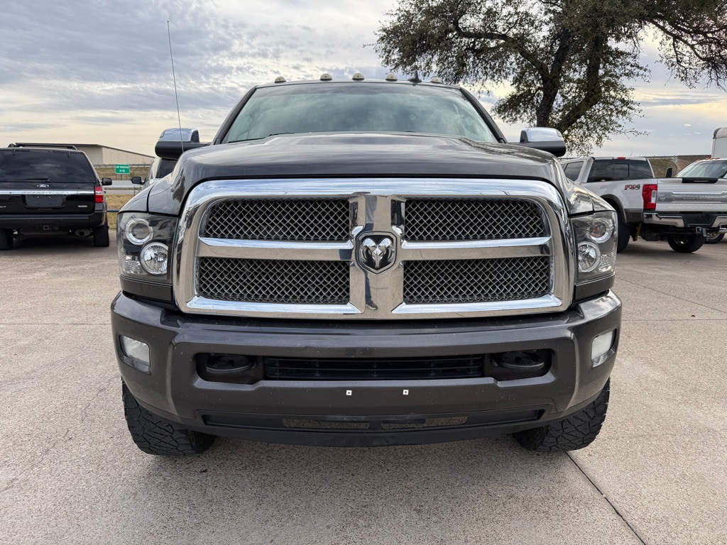 2014 RAM 2500 Image 2