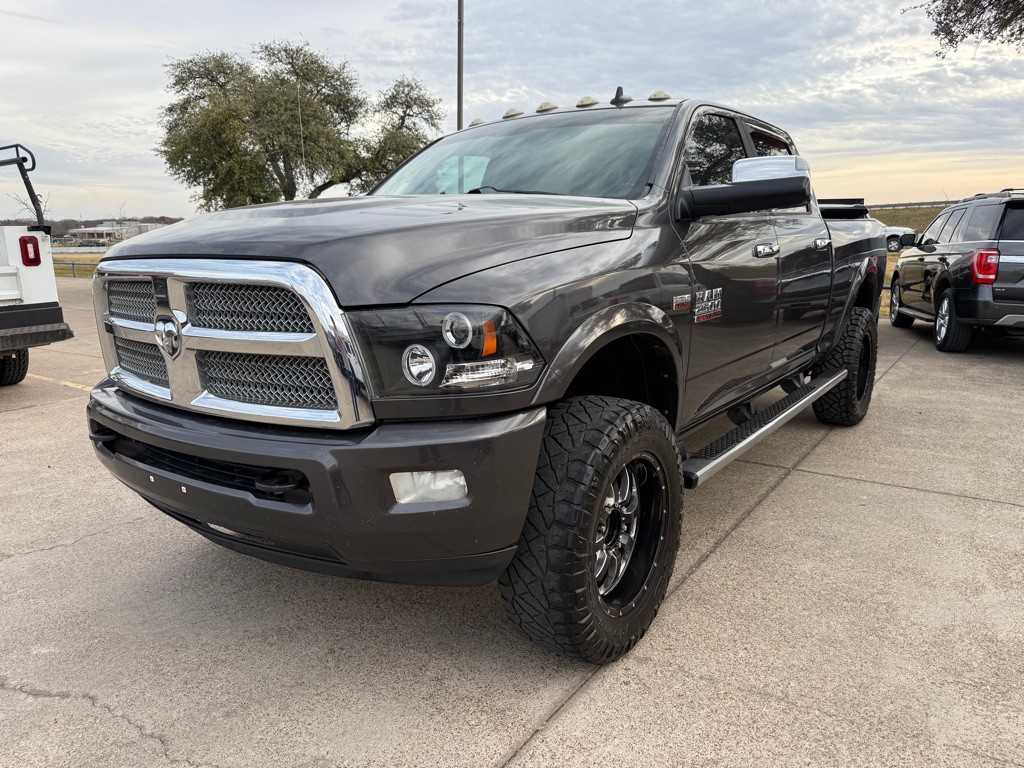 2014 RAM 2500 Image 3