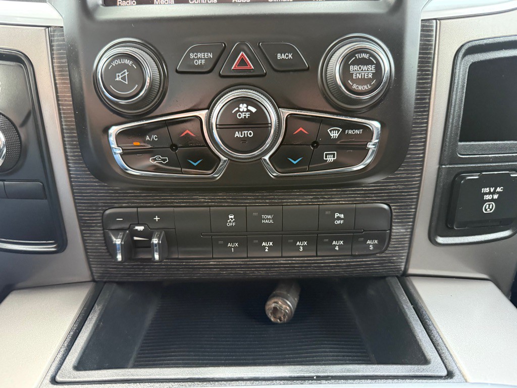 2014 RAM 2500 Image 34