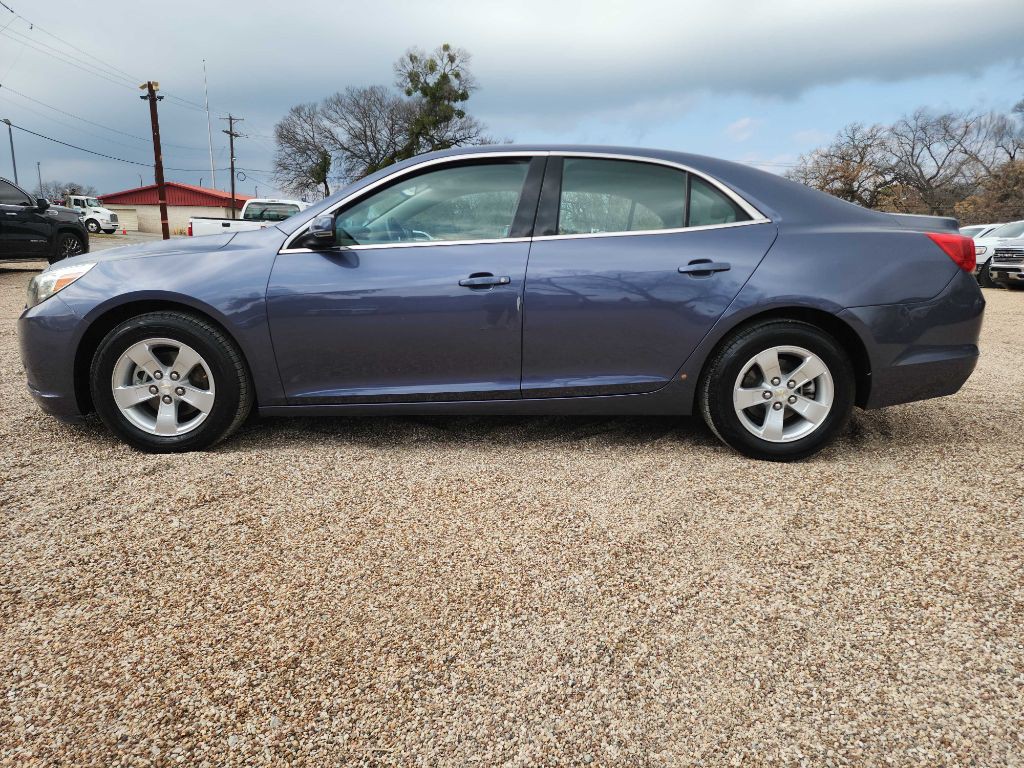 2015 Chevrolet Malibu Image 3