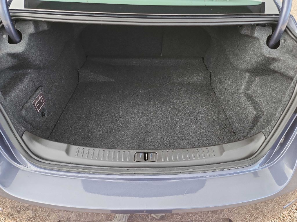 2015 Chevrolet Malibu Image 27