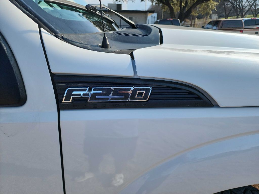 2016 Ford F-250 Image 12