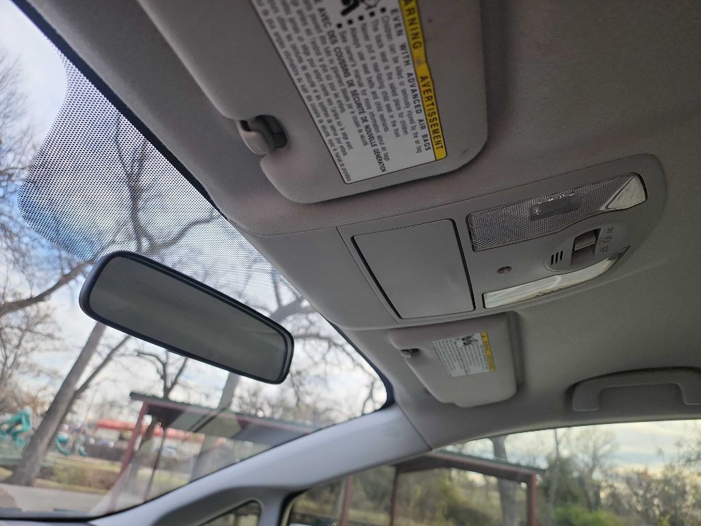 2014 Toyota Prius Image 20