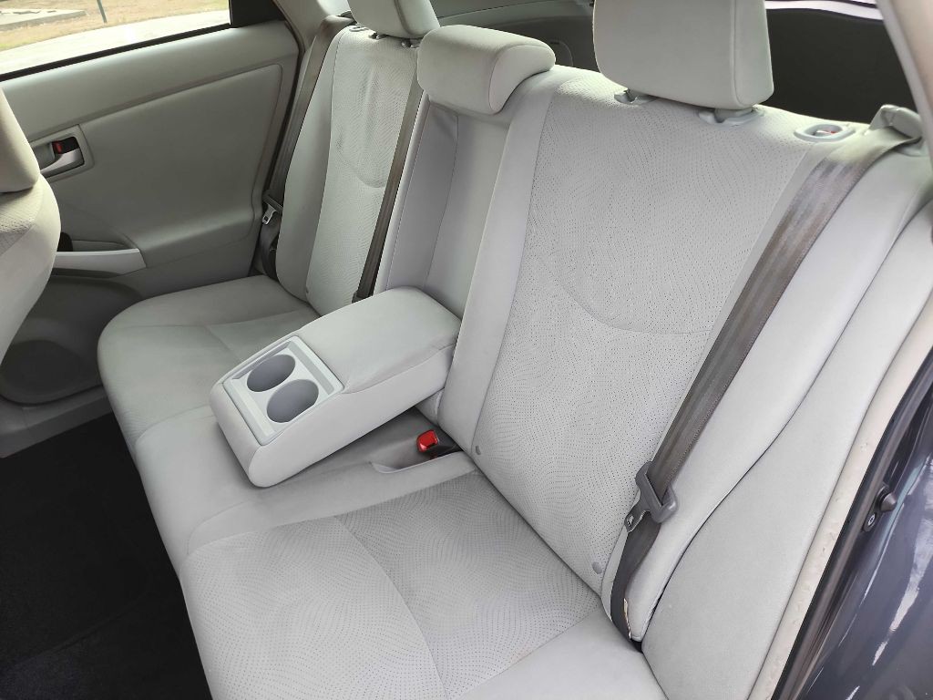 2014 Toyota Prius Image 24