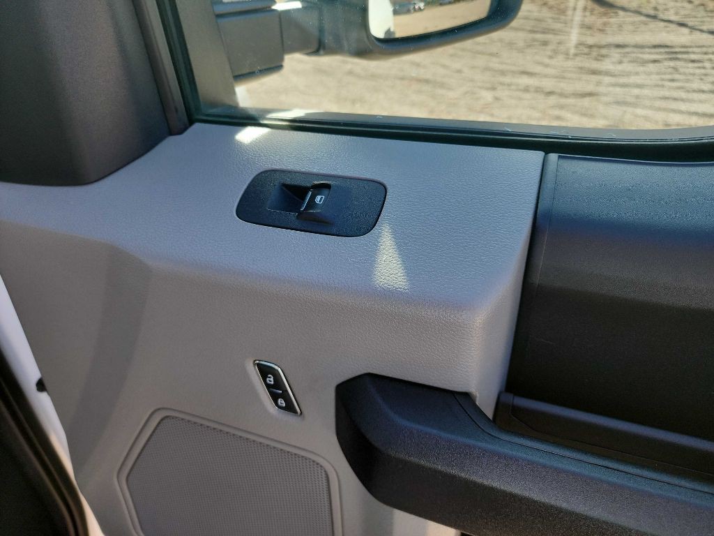 2021 Ford F-250 Image 32