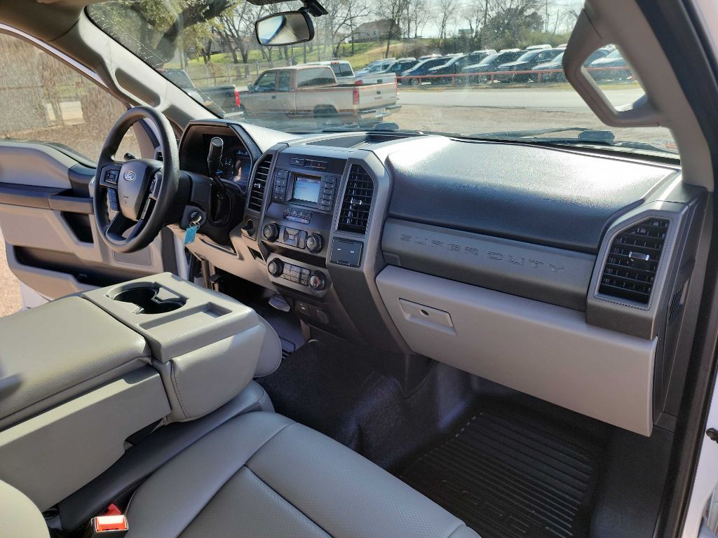 2021 Ford F-250 Image 35
