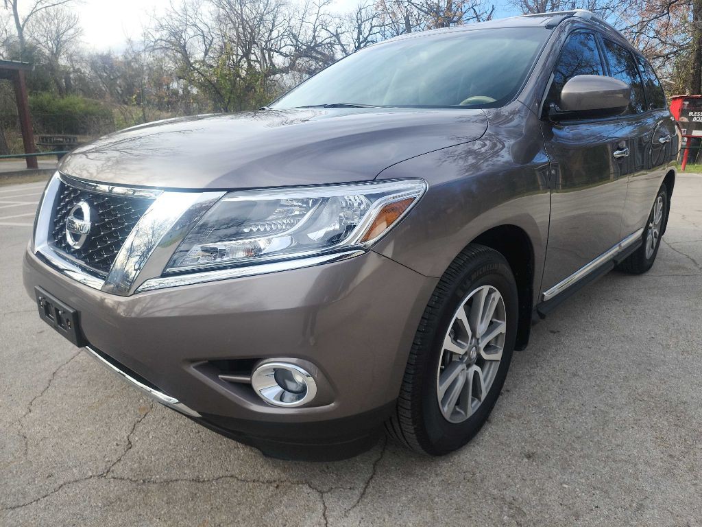 2014 Nissan Pathfinder Image 3