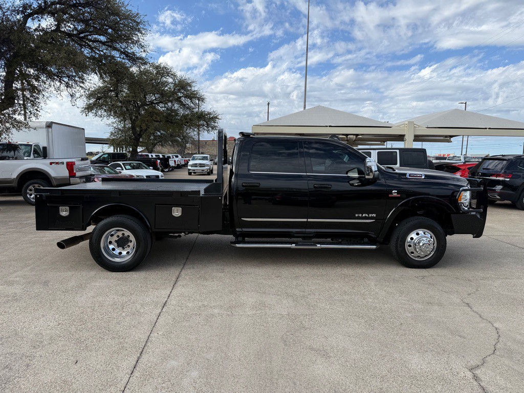 2024 RAM 3500 Image 8