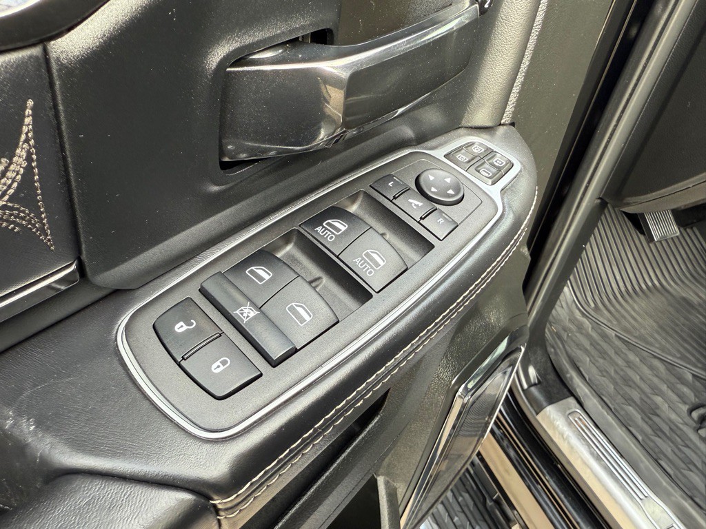 2024 RAM 3500 Image 22