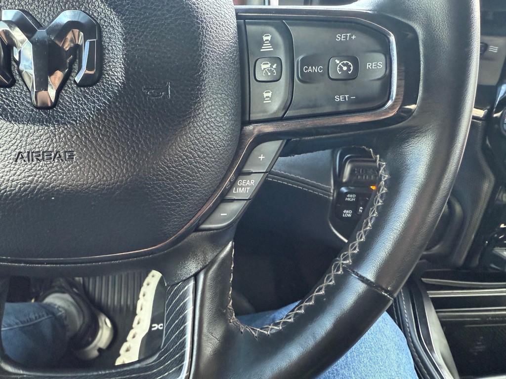 2024 RAM 3500 Image 32