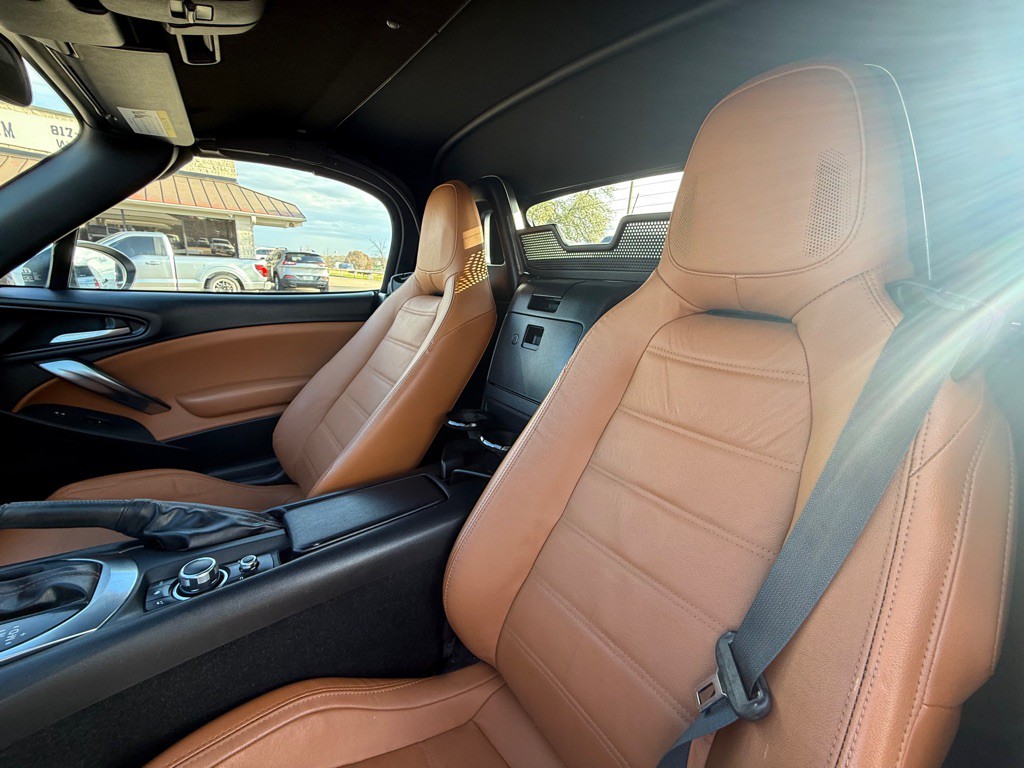 2017 FIAT 124 Spider Image 14