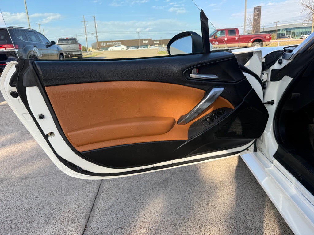 2017 FIAT 124 Spider Image 18