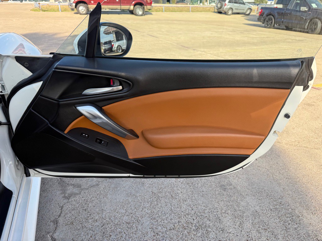 2017 FIAT 124 Spider Image 19