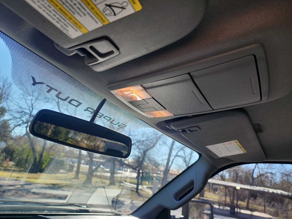 2016 Ford F-250 Image 22