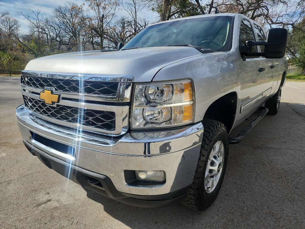 2011 Chevrolet Silverado 1500 Image 3