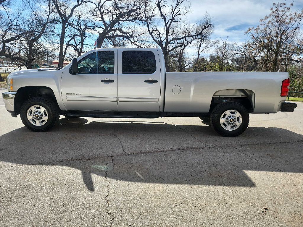 2011 Chevrolet Silverado 1500 Image 4