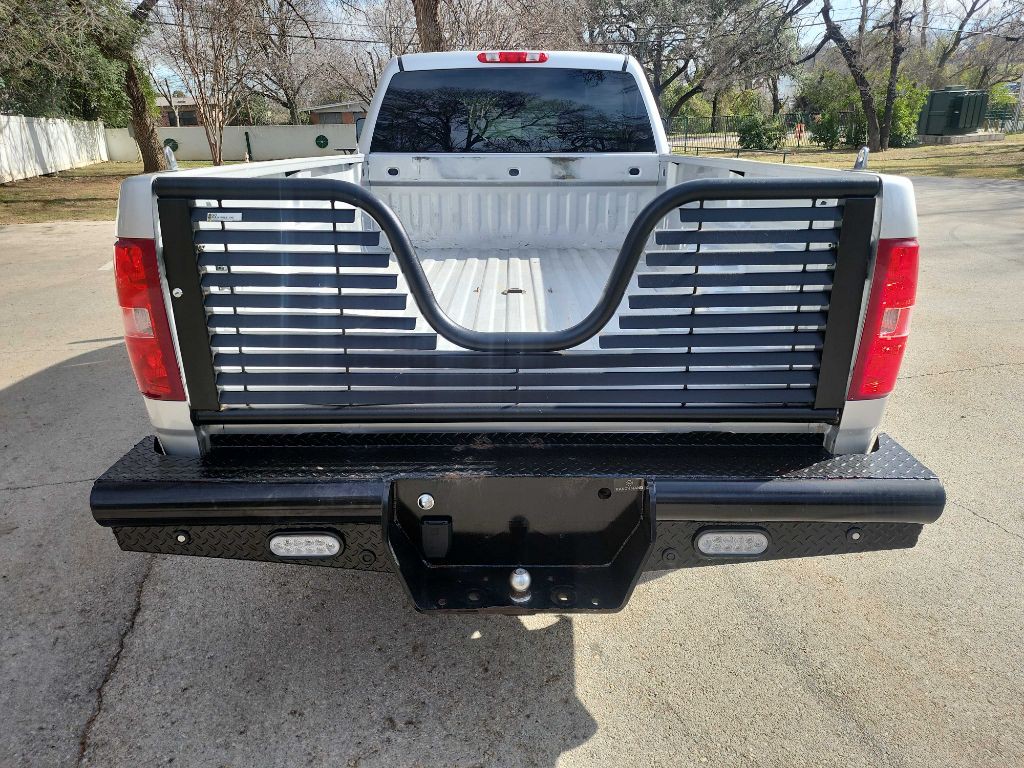 2011 Chevrolet Silverado 1500 Image 6