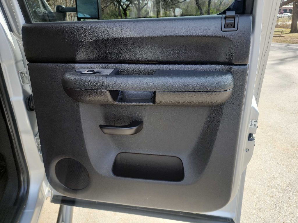 2011 Chevrolet Silverado 1500 Image 34