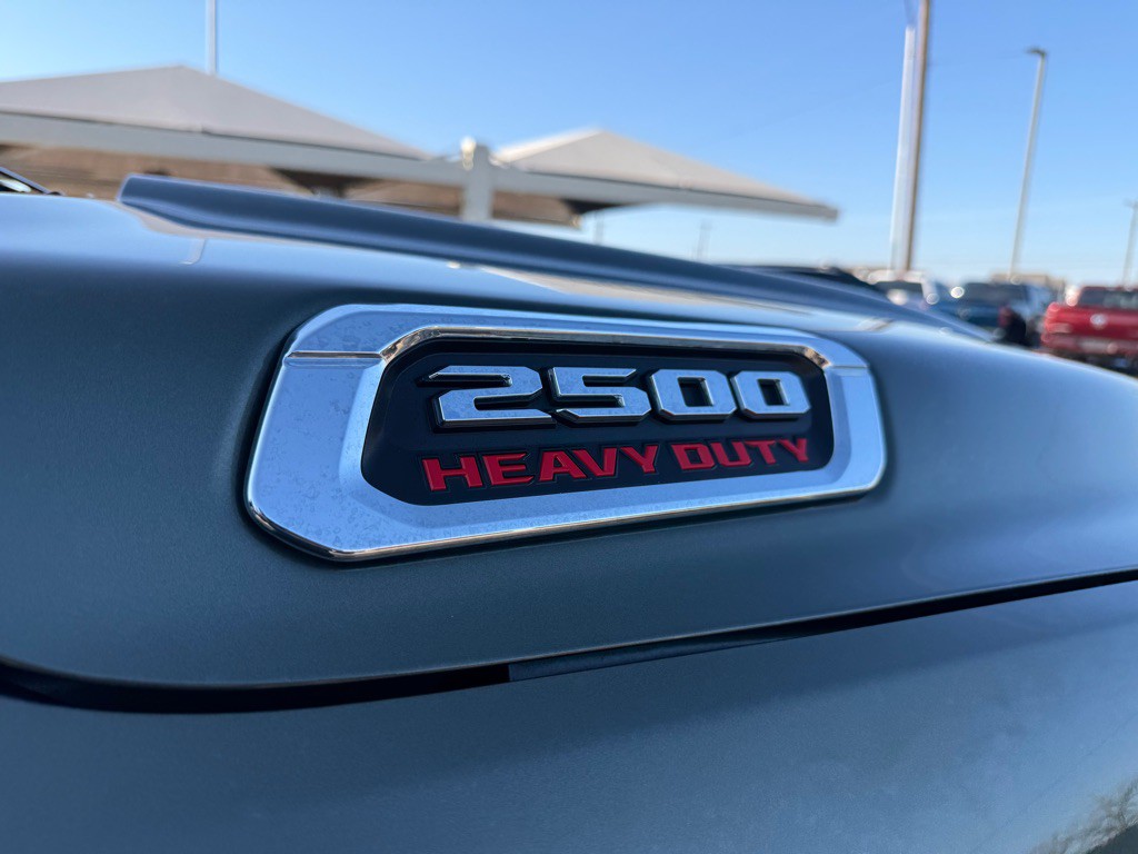2022 RAM 2500 Image 12