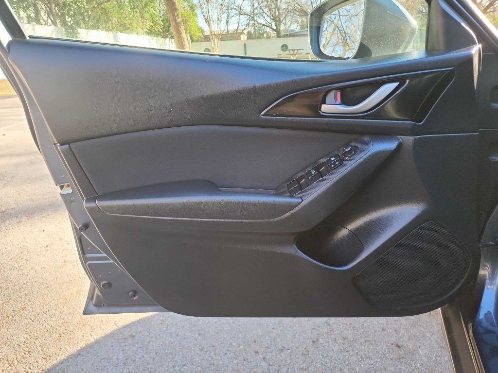2016 Mazda Mazda3 Image 11