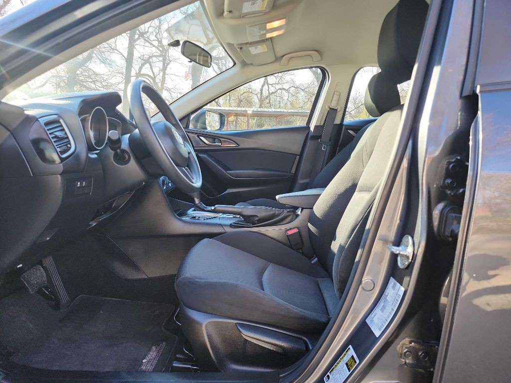 2016 Mazda Mazda3 Image 13