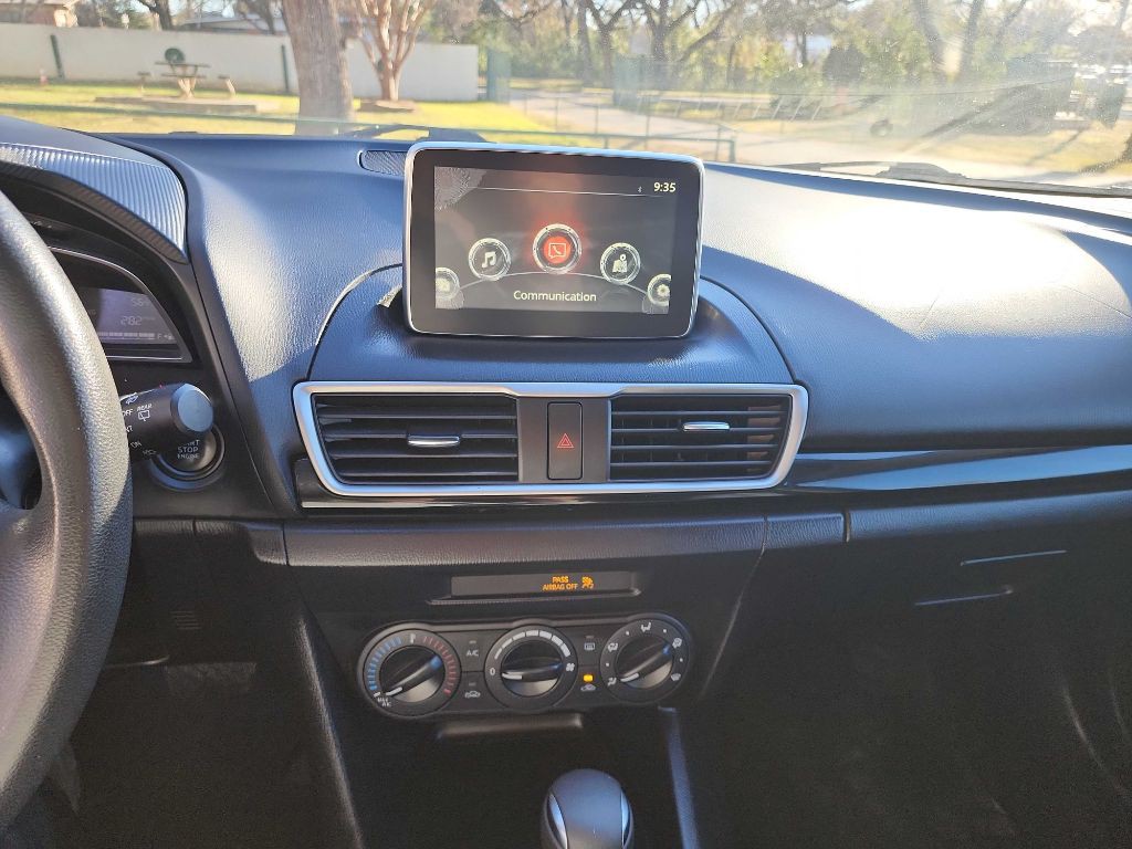 2016 Mazda Mazda3 Image 16