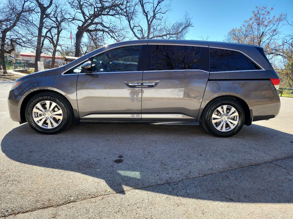 2016 Honda Odyssey Image 5