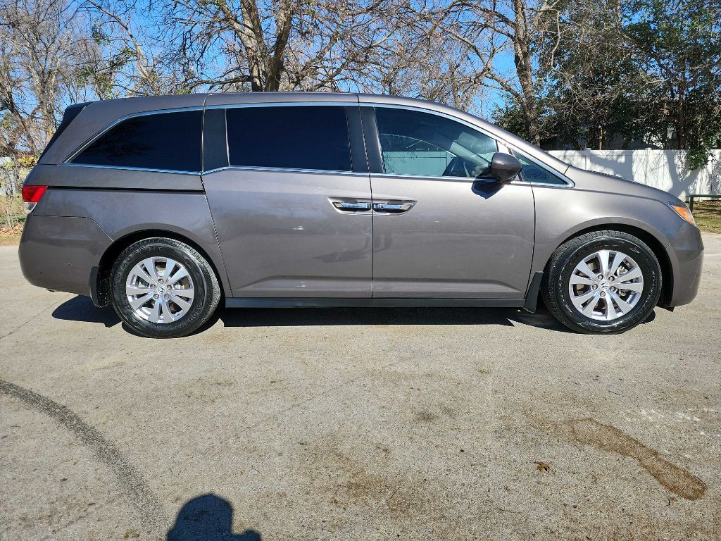 2016 Honda Odyssey Image 9