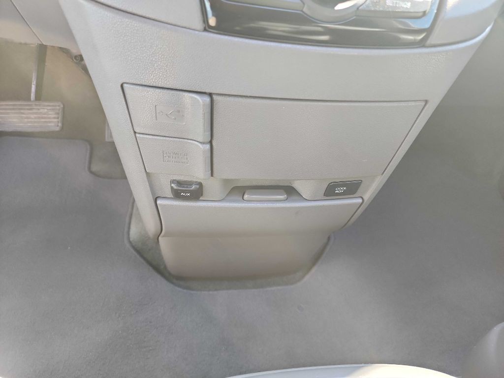 2016 Honda Odyssey Image 24