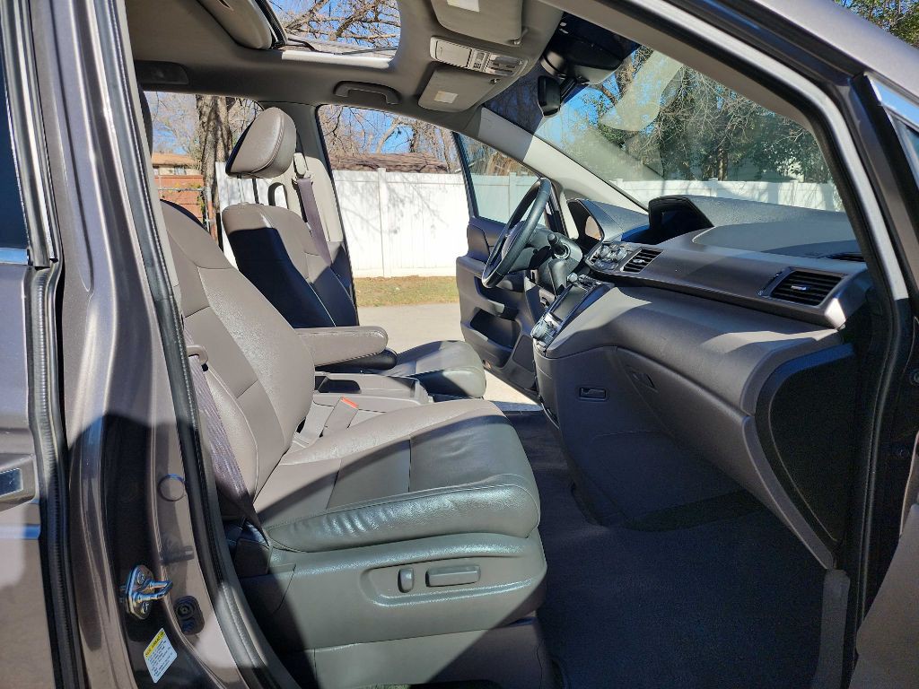 2016 Honda Odyssey Image 39