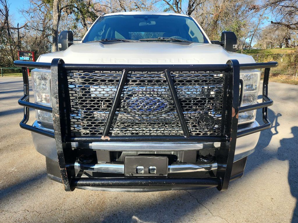 2020 Ford F-250 Image 2