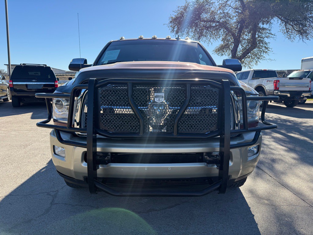 2015 RAM 3500 Image 2