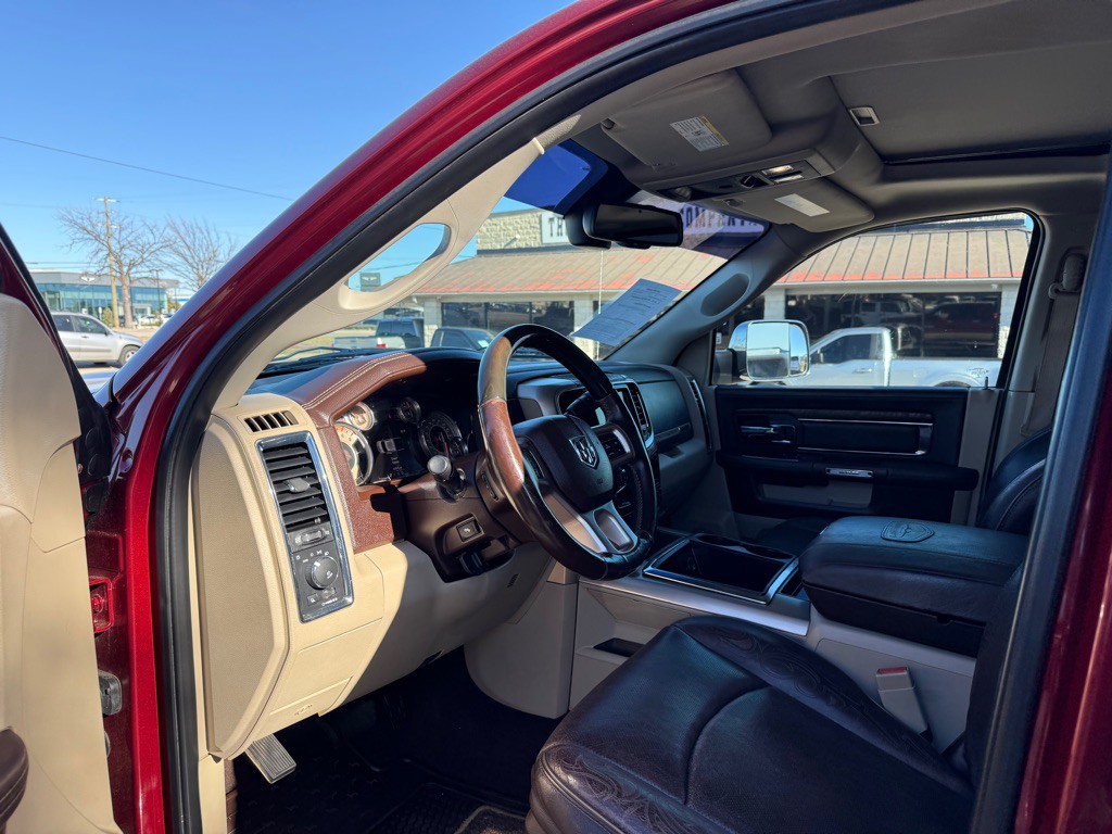 2015 RAM 3500 Image 13