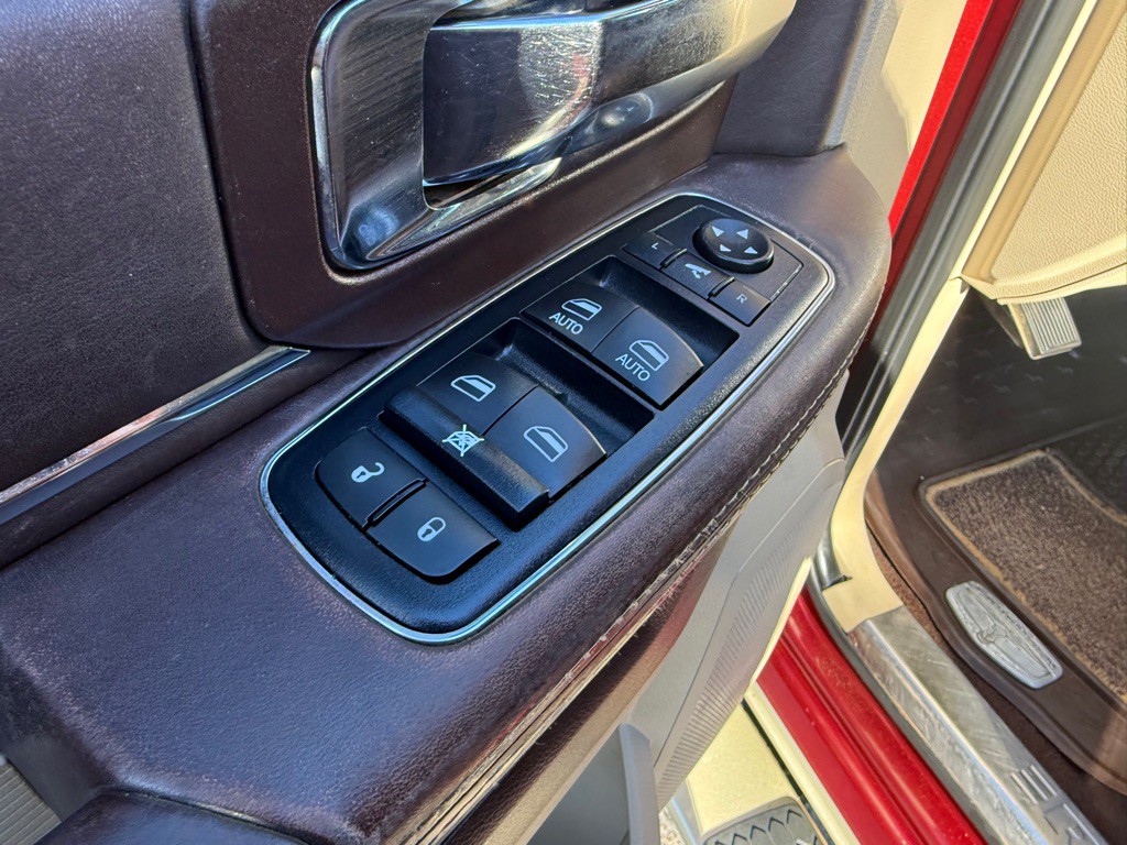 2015 RAM 3500 Image 20