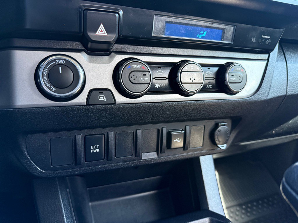 2022 Toyota Tacoma Image 24