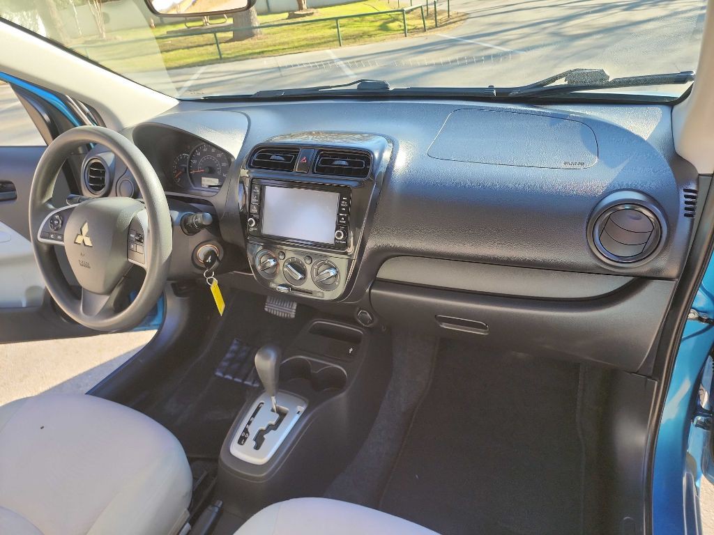 2019 Mitsubishi Mirage Image 32