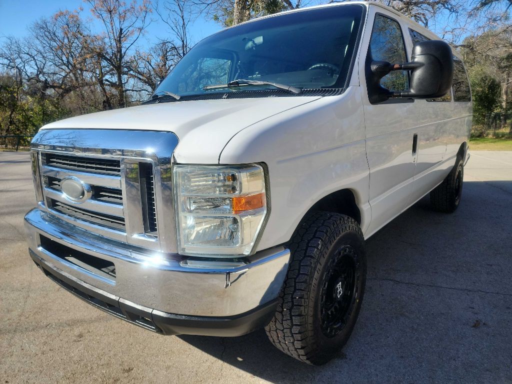 2009 Ford Econoline Image 3