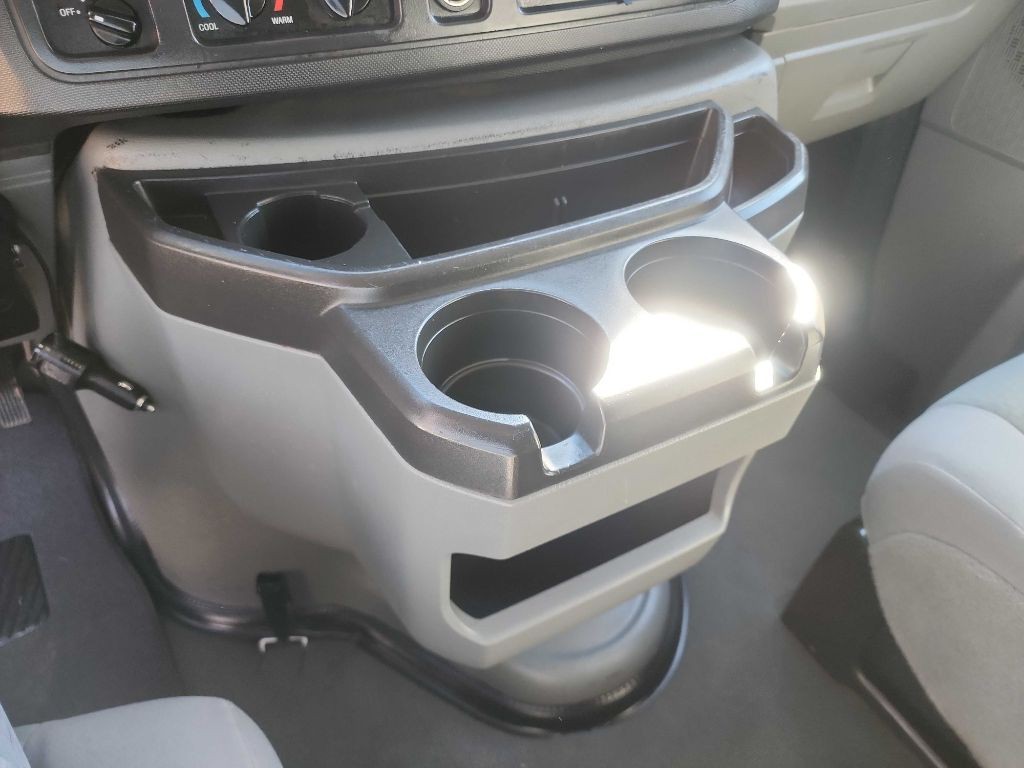 2009 Ford Econoline Image 23