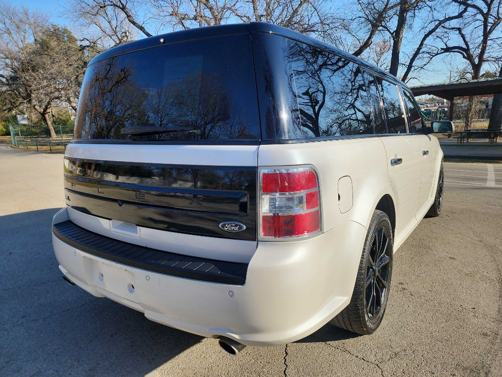 2017 Ford Flex Image 8