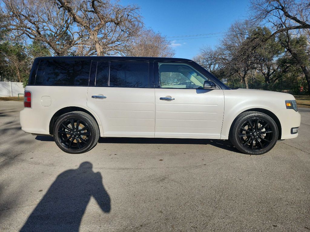 2017 Ford Flex Image 9