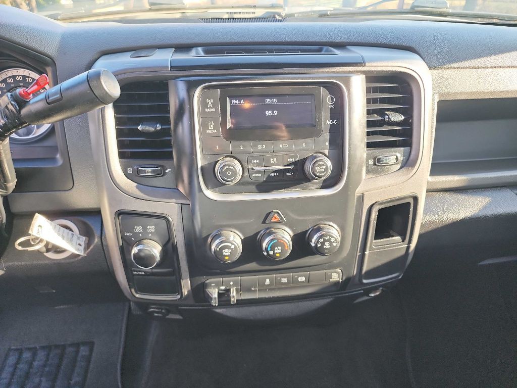 2013 RAM 2500 Image 19