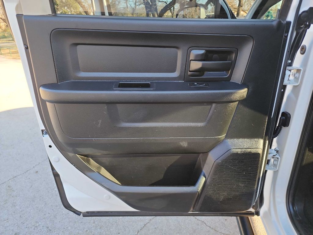 2013 RAM 2500 Image 21