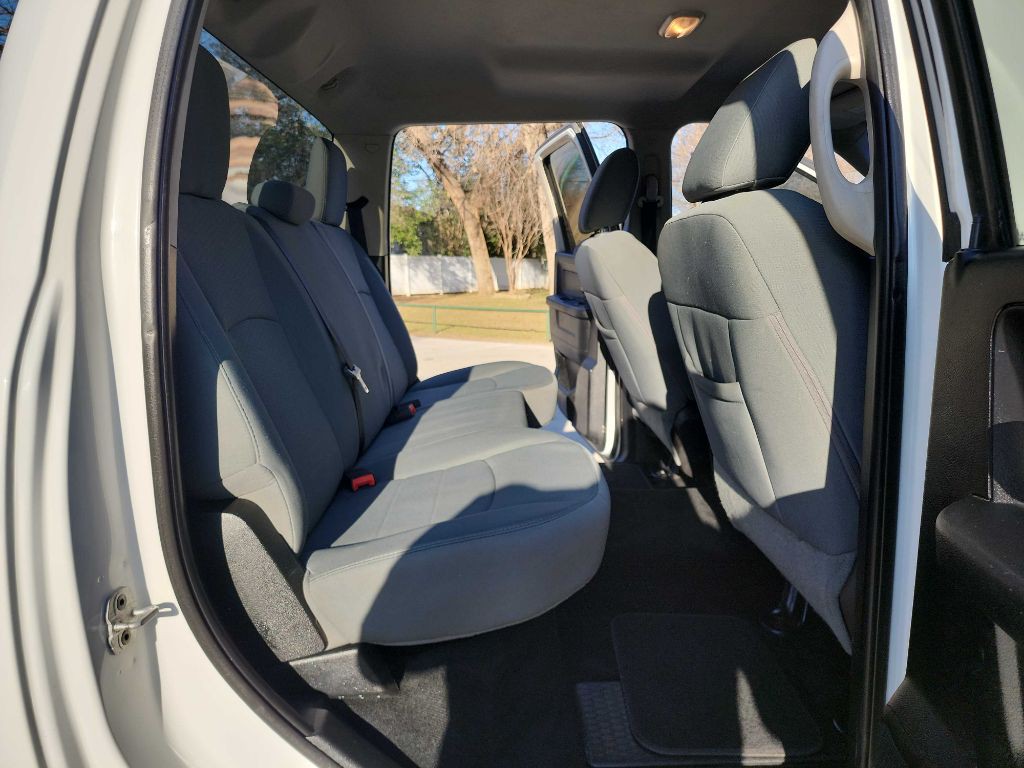 2013 RAM 2500 Image 25