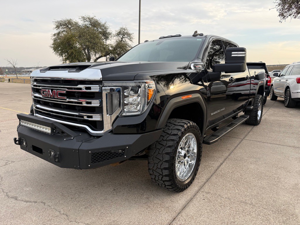 2020 GMC Sierra Image 3