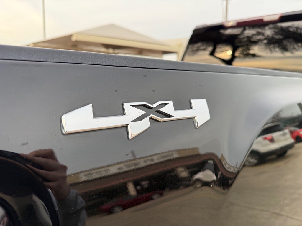 2020 GMC Sierra Image 10